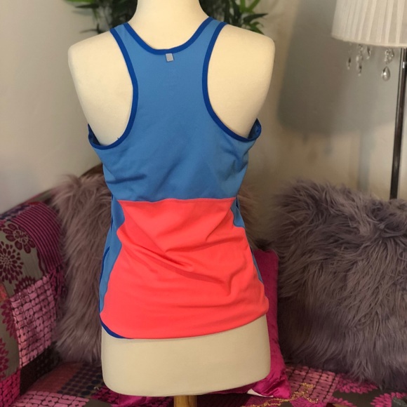 Nike Coral and Blue Tank - Picture 2 of 5
